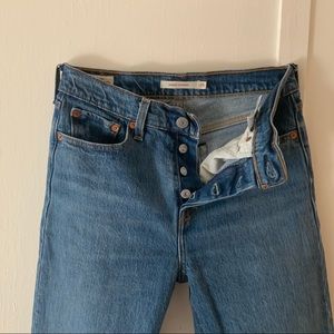 Levi’s Wedgie Straight Jeans
